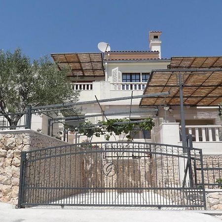 Apartments Branka - 30 M From Beach سيفيد المظهر الخارجي الصورة